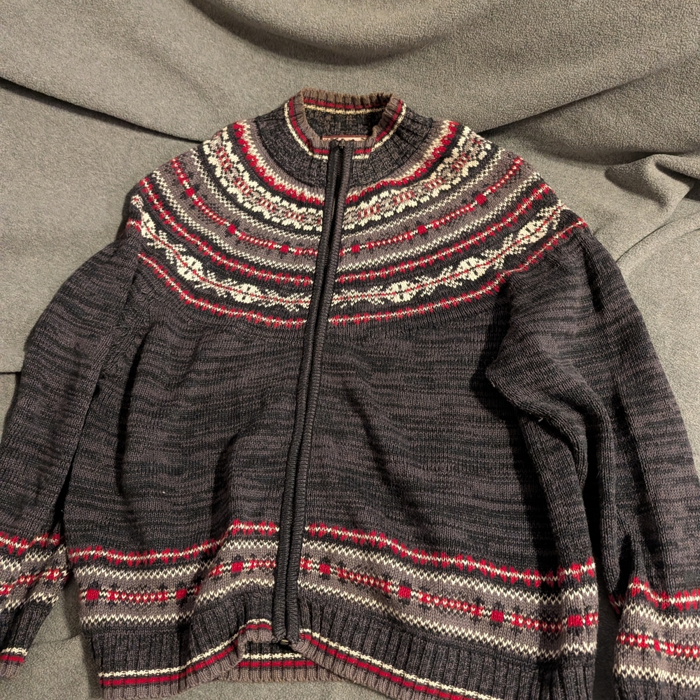 Men's Black and Red Zip-Up Sweater